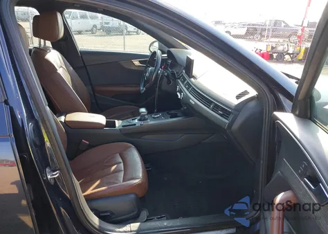 2017 Audi A4 2.0T Premium z USA, uszkodzony, nr VIN WAUANAF47HN019503